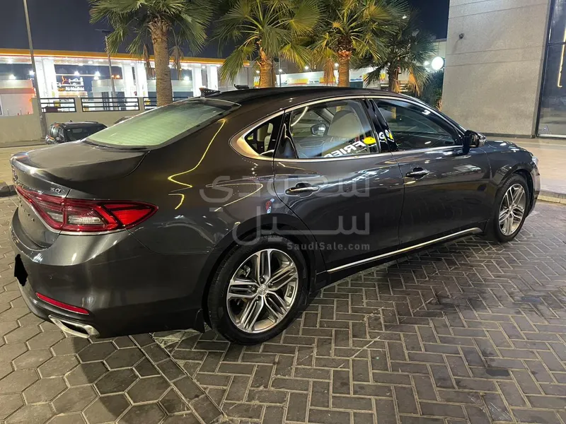 2020 هيونداي ازيرا