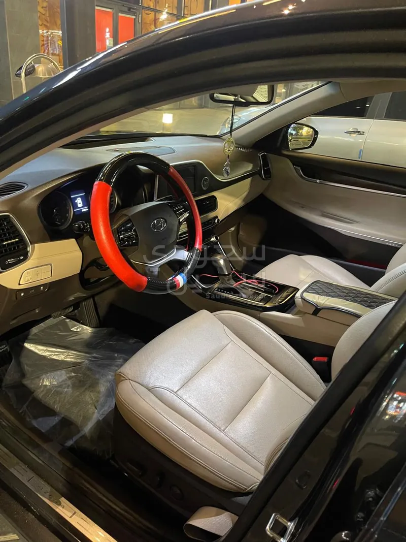 2020 هيونداي ازيرا