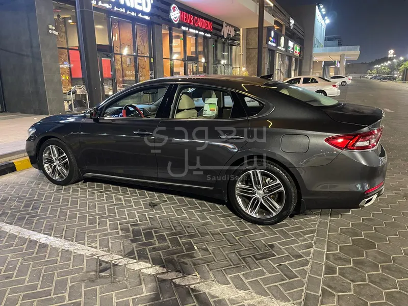 2020 هيونداي ازيرا