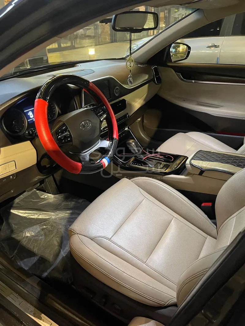 2020 هيونداي ازيرا