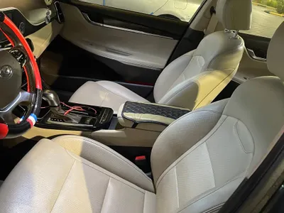 2020 هيونداي ازيرا