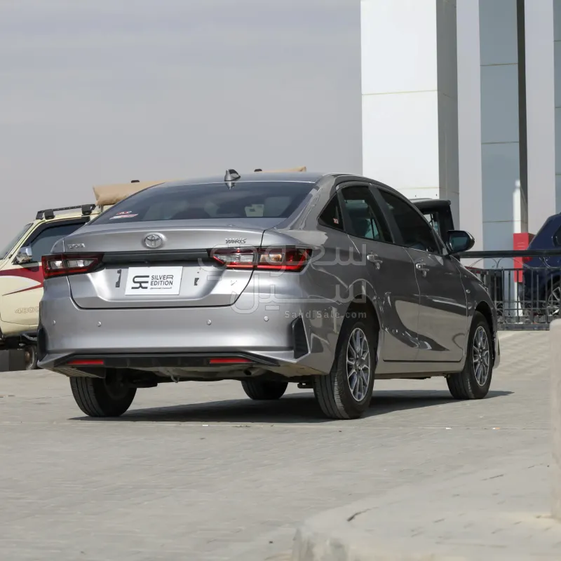 2024 تويوتا ياريس