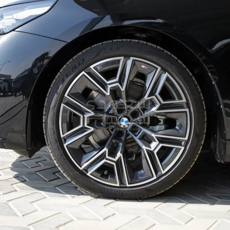 2026 بي ام دبليو الفئة الخامسة 520 أي