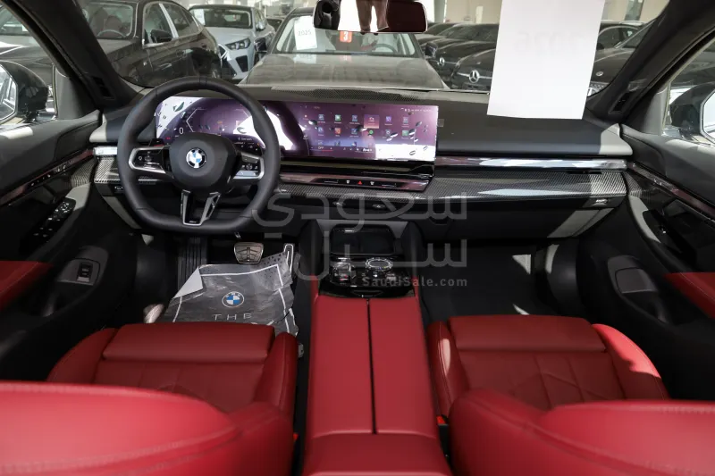 2026 بي ام دبليو الفئة الخامسة 520 أي