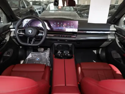 2026 بي ام دبليو الفئة الخامسة 520 أي