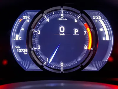 2023 لكزس يو إكس 200