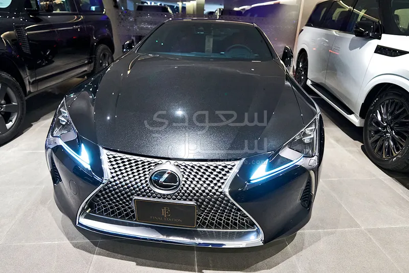 2025 لكزس إل سي 500