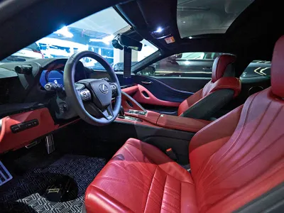 2025 لكزس إل سي 500