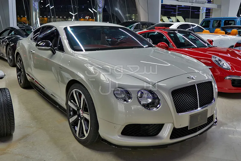 2015 بنتلي كونتيننتل جي تي