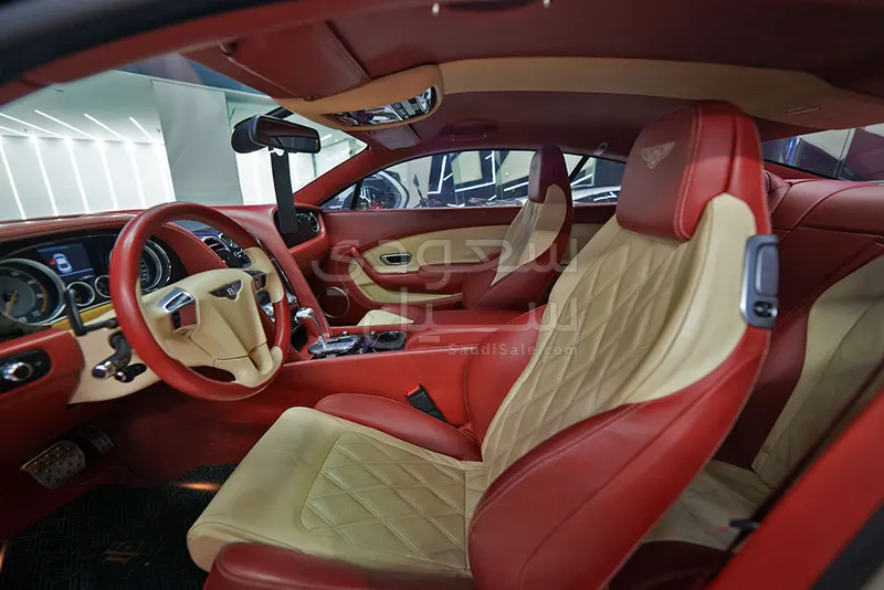 2015 بنتلي كونتيننتل جي تي