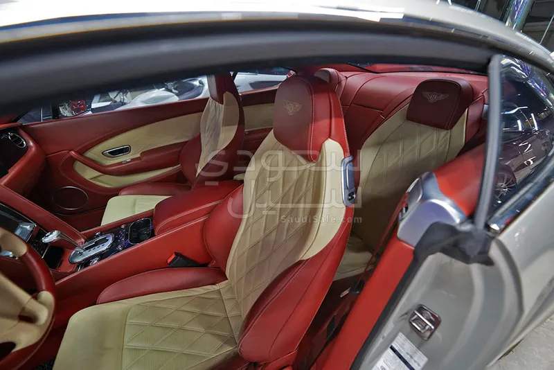 2015 بنتلي كونتيننتل جي تي