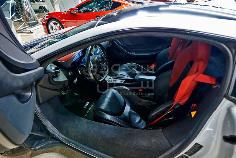 2018 مكلارين 570 اس