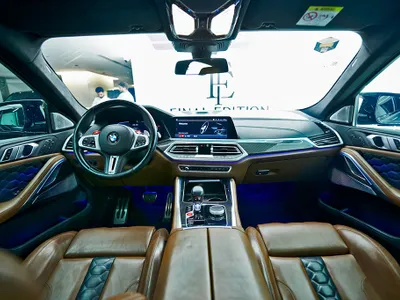 2021 بي ام دبليو الفئة اكس 6 إم كومبيتيشن