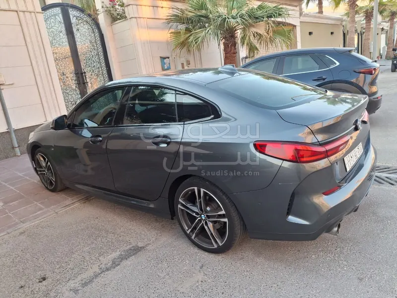 2021 بي ام دبليو الفئة الثانية 218 أي