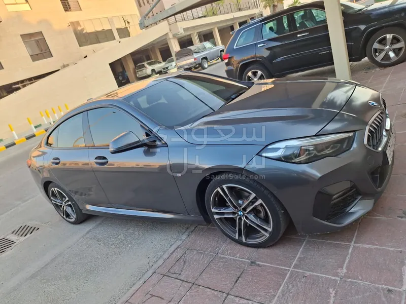 2021 بي ام دبليو الفئة الثانية 218 أي