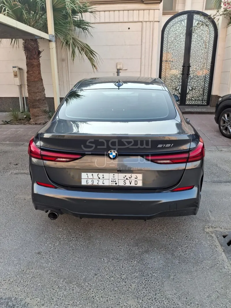 2021 بي ام دبليو الفئة الثانية 218 أي