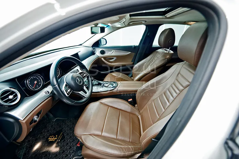 2019 مرسيدس - بنز إي 200