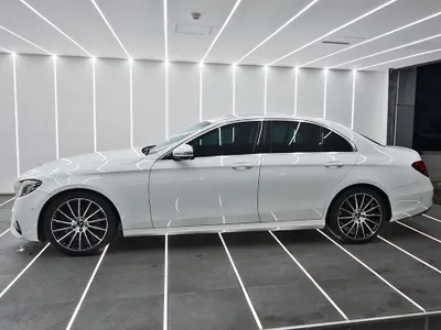 2019 مرسيدس - بنز إي 200