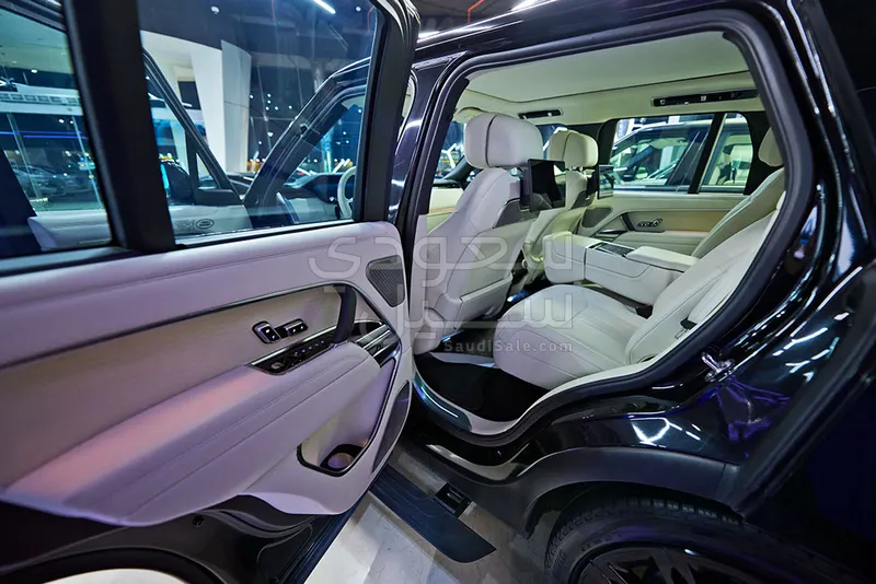 2024 لاند روفر رينج روفر اوتوبيوغرافي