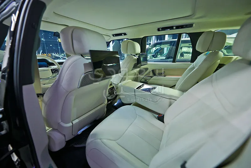 2024 لاند روفر رينج روفر اوتوبيوغرافي