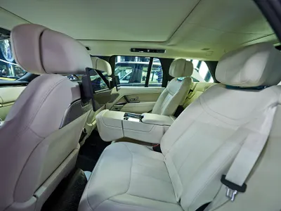 2024 لاند روفر رينج روفر اوتوبيوغرافي