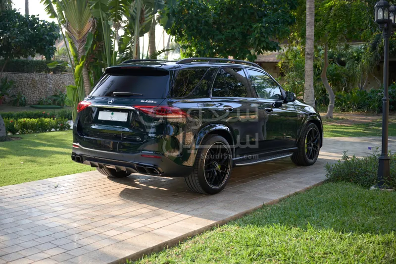 2022 مرسيدس - بنز جي إل إي 63إس أي إم جي