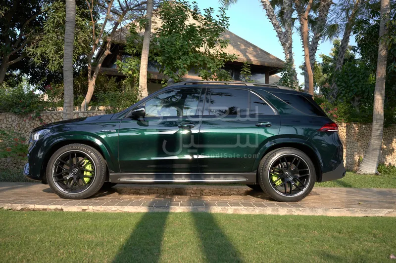 2022 مرسيدس - بنز جي إل إي 63إس أي إم جي