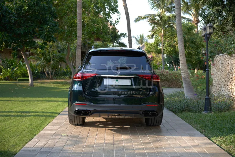 2022 مرسيدس - بنز جي إل إي 63إس أي إم جي