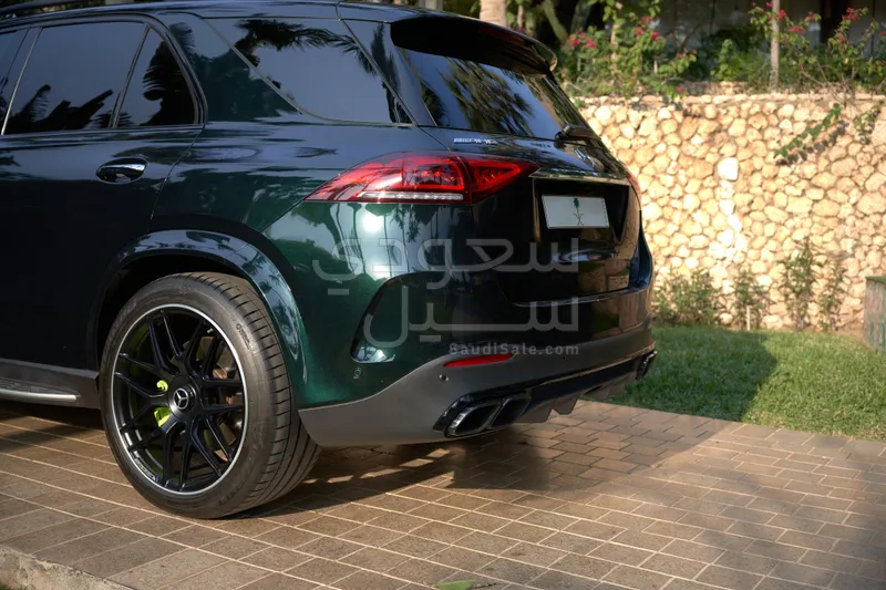 2022 مرسيدس - بنز جي إل إي 63إس أي إم جي