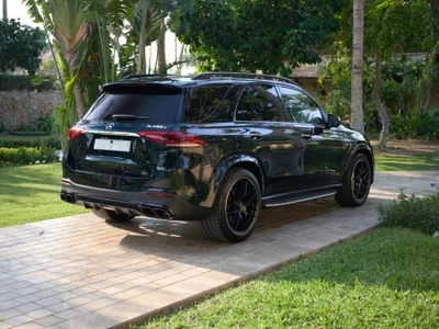 2022 مرسيدس - بنز جي إل إي 63إس أي إم جي