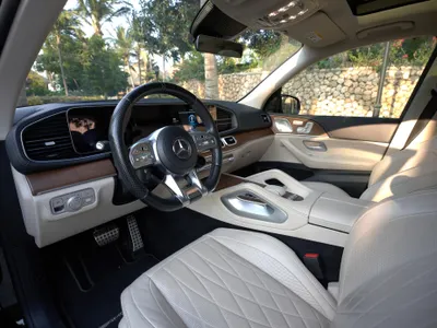 2022 مرسيدس - بنز جي إل إي 63إس أي إم جي