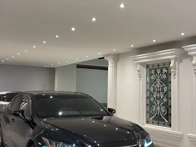 2024 لكزس آي إس 300 سي