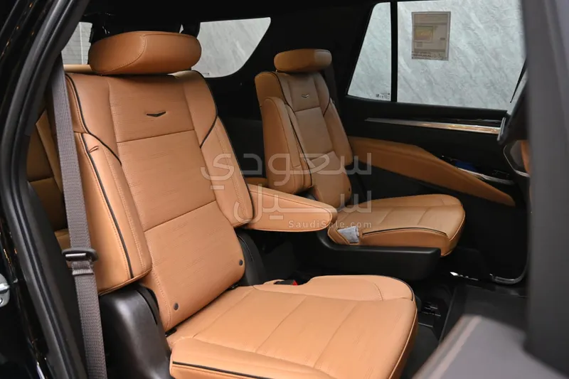 2025 Cadillac Escalade Premium