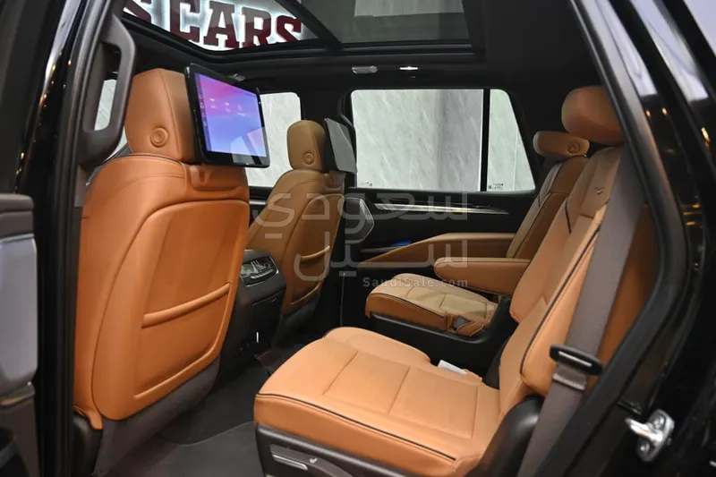 2025 Cadillac Escalade Premium