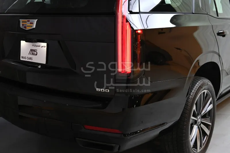 2025 Cadillac Escalade Sport