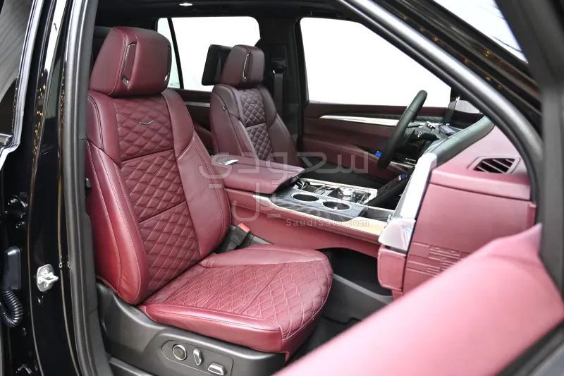 2025 Cadillac Escalade Sport