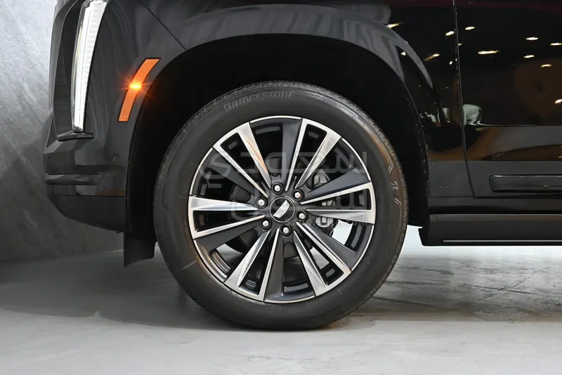 2025 Cadillac Escalade Sport