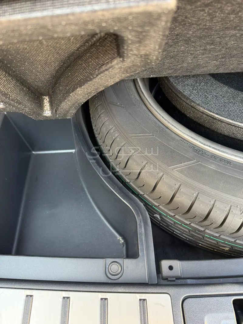 2017 لكزس أر إكس 350 إف