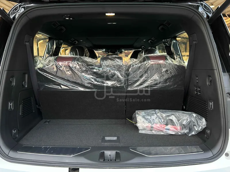 2025 انفينيتي كيو اكس 80