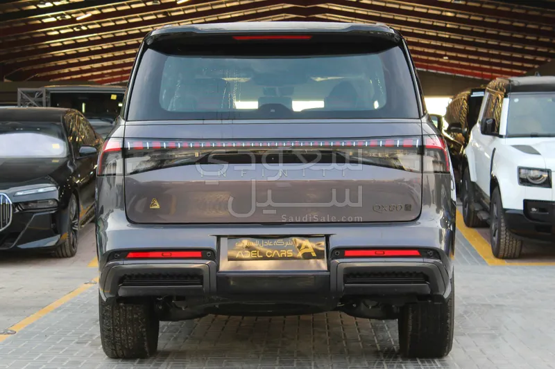 2025 انفينيتي كيو اكس 80