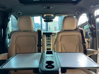 2025 Mercedes-Benz V 300