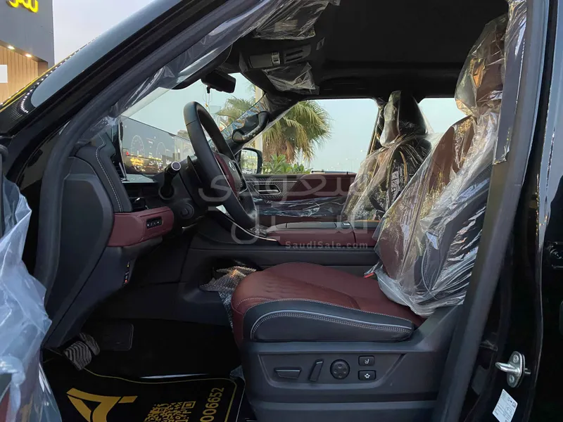 2025 انفينيتي كيو اكس 80