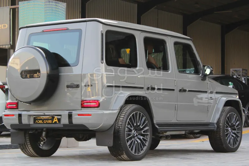 2025 مرسيدس - بنز جي 63