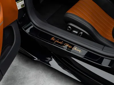 2023 بوغاتي شيرون