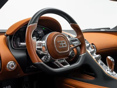 2023 بوغاتي شيرون