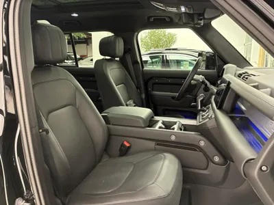 2020 لاند روفر ديفيندر 110