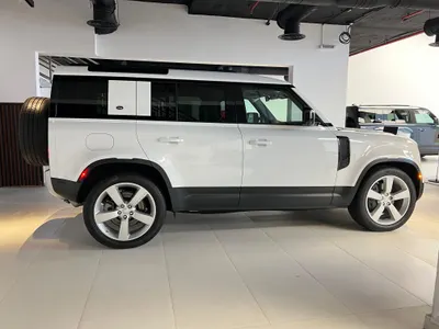 2020 لاند روفر ديفيندر 110