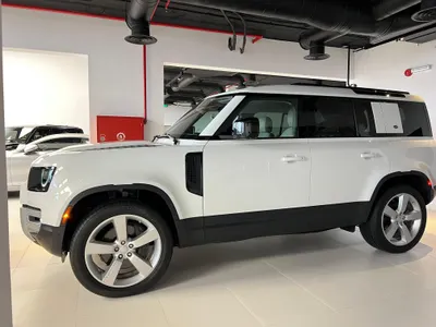 2020 لاند روفر ديفيندر 110