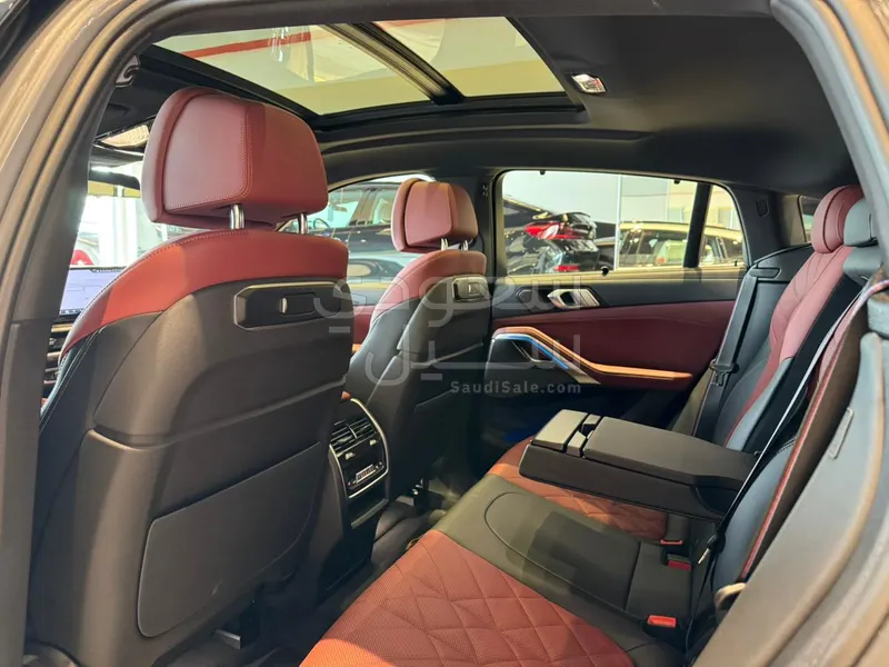 2024 بي ام دبليو الفئة اكس 6