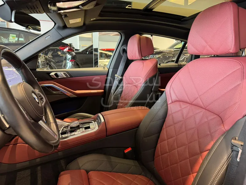 2024 بي ام دبليو الفئة اكس 6